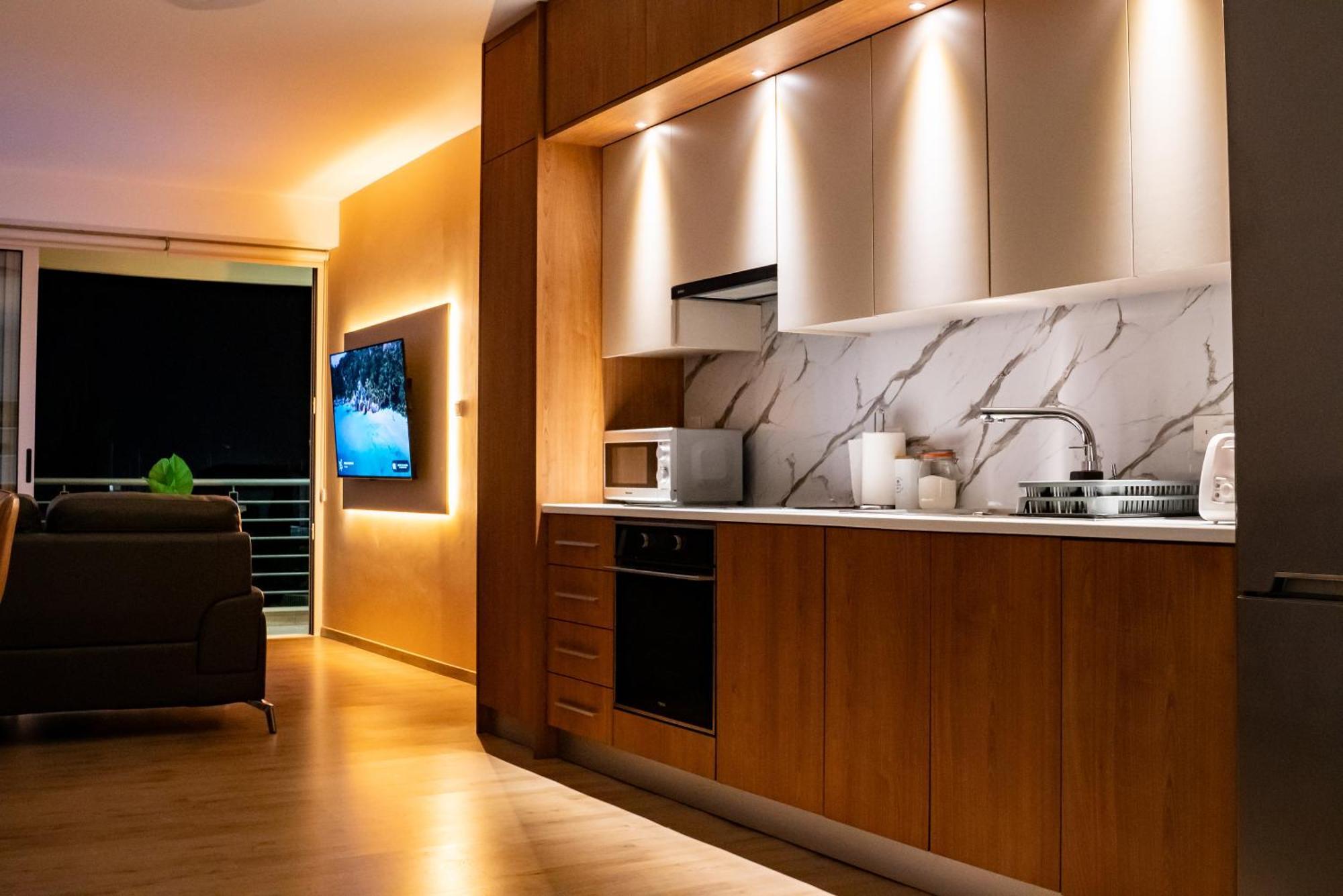 Earth Apartment Larnaca Exterior photo